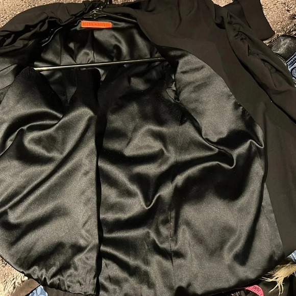 Alice +  Olivia Black Ruffle Jacket Blazer, Size Small - Picture 14 of 17